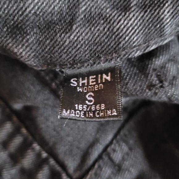 Women's Shein Black Straight Leg Denim Jeans - Picture 3 of 3